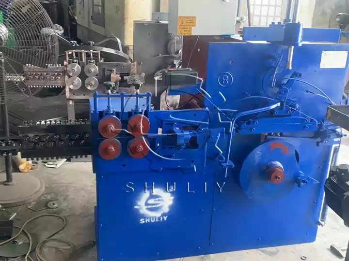 hanger molding machine for sale