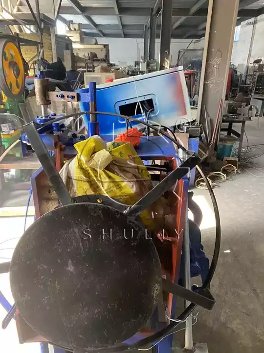 máquina formadora de cabide de arame