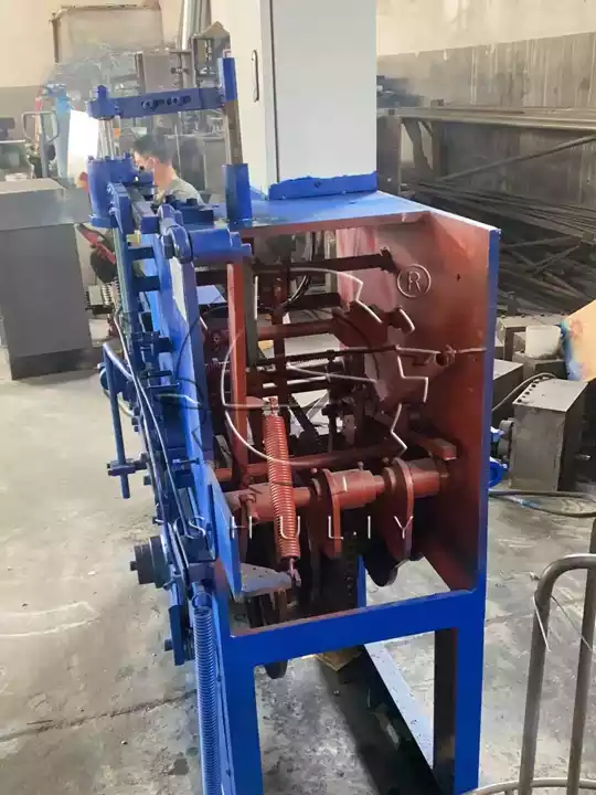 machine de formage de cintres en fil