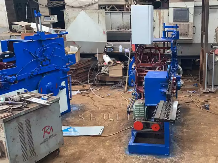 máquina de cabide de fio de pano