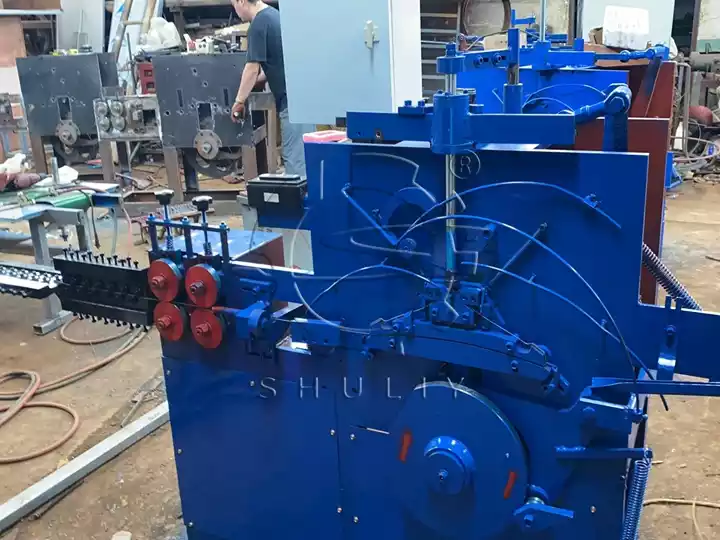 automatic hanger maker machine